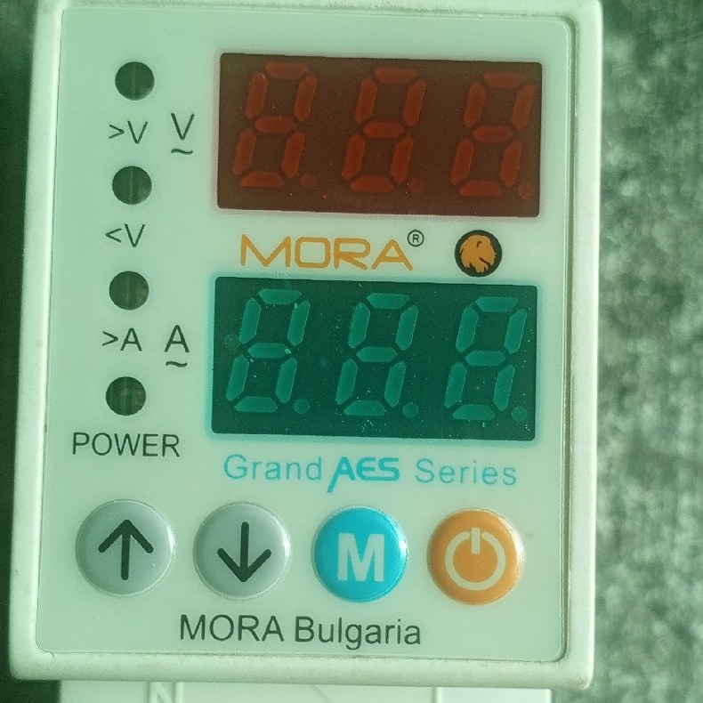 Voltage Protector